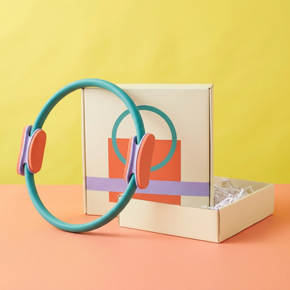 Detail 4: ring and geometric packaging